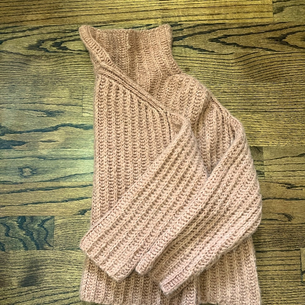FREE PEOPLE sweater/size XS